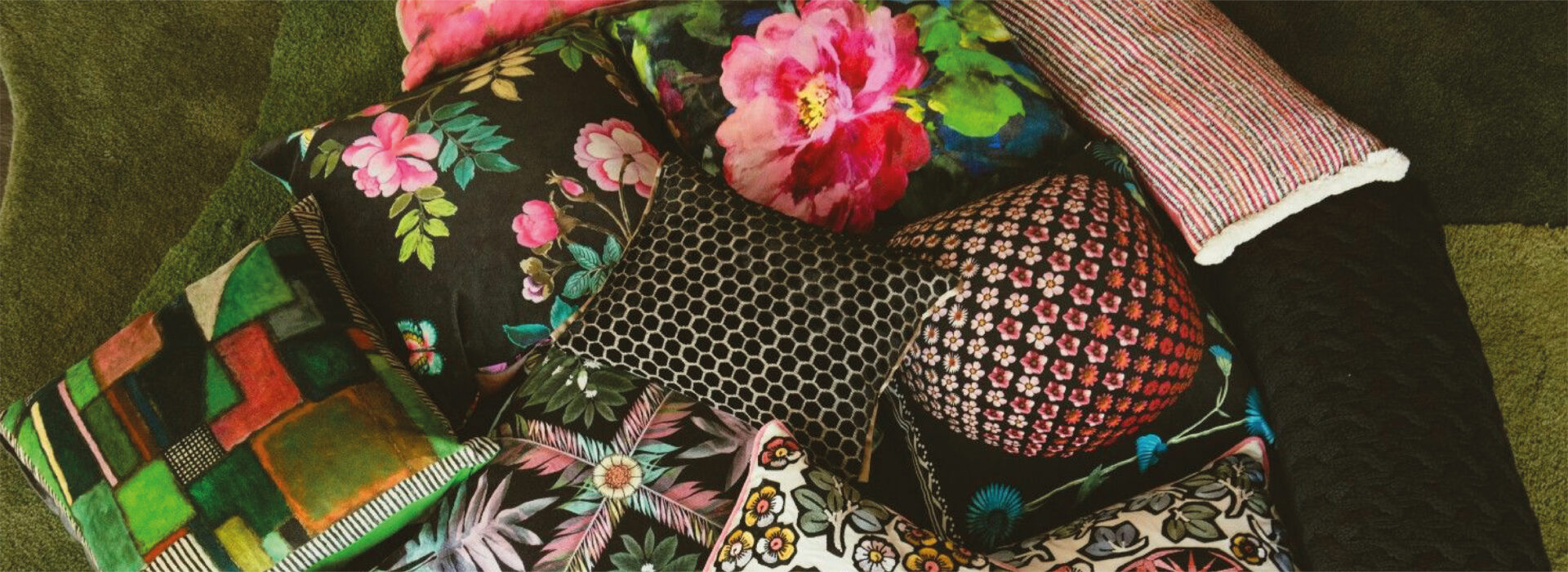 Tecidos, almofadas, papéis de parede e acessórios